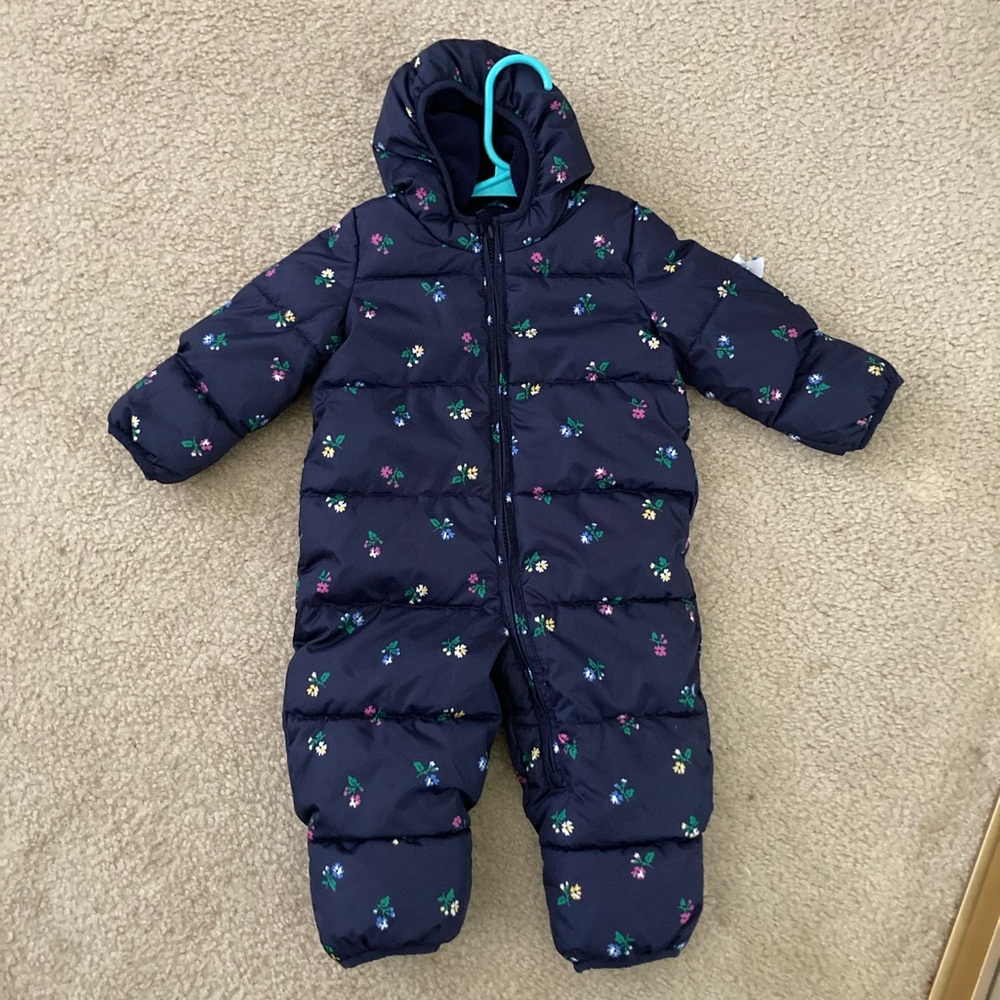 Baby GAP 6-12 month snowsuit